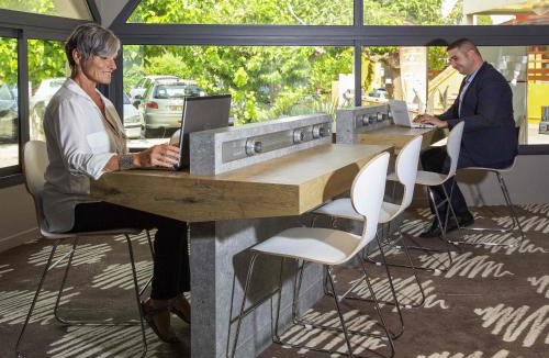 Aiguerelles Hotel | ibis Montpellier Sud