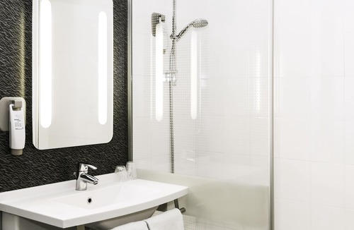 Sausheim Hotel | ibis Mulhouse Ile Napoléon