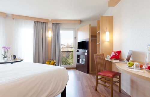 Saint Nicolas - Charles III - Ville vieille - Trois Maisons - Leopold Hotel | ibis Nancy Centre Gare et Congres