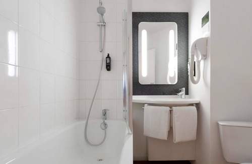 Saint Nicolas - Charles III - Ville vieille - Trois Maisons - Leopold Hotel | ibis Nancy Centre Gare et Congres