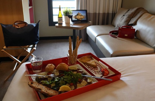 Saint-Georges-de-Grehaigne Hotel | ibis Pontorson Baie du Mont-Saint-Michel