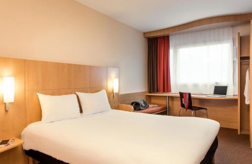 Quartier du Petit-Montrouge Hotel | ibis Paris Alesia Montparnasse