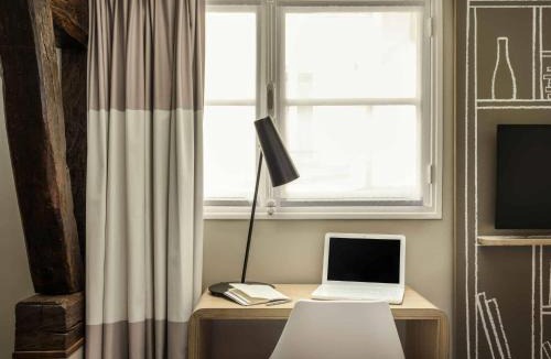 Quartier de la Folie-Mericourt Hotel | ibis Paris Avenue de la Republique