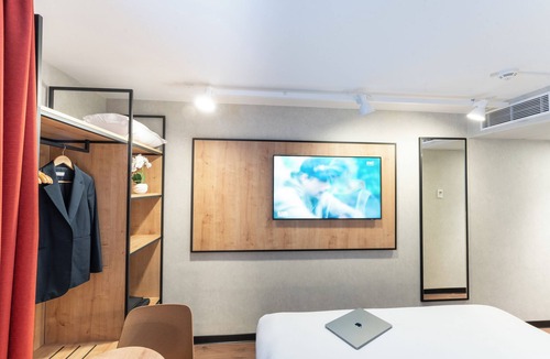 Saint-Ouen Hotel | ibis Paris Nord Porte de Saint Ouen