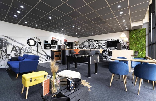 Pantin Hotel | ibis Paris Pantin Eglise