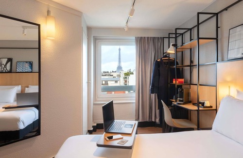 Necker Hotel | ibis Paris Tour Eiffel Cambronne 15ème