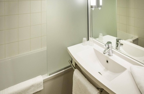Rivesaltes Hotel | Ibis Perpignan Nord Rivesaltes
