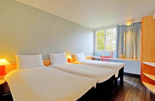 Poitiers Hotel | ibis Poitiers Beaulieu