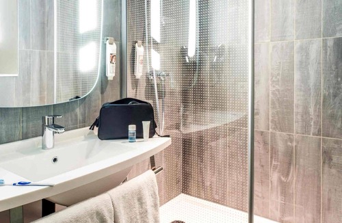 Balaruc-les-Bains Hotel | ibis Sète Balaruc les Bains Bien-être et Spa Hotel