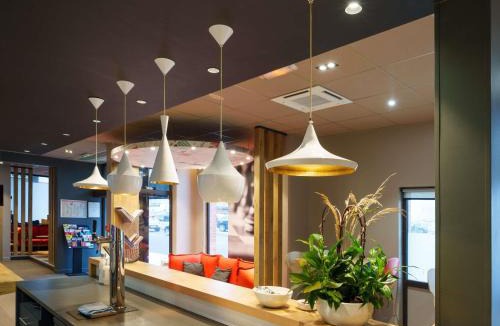 Saint-Quentin Hotel | ibis Saint Quentin Basilique