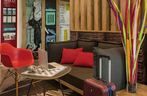 Saint-Rambert-d'Albon Hotel | ibis Saint Rambert d'Albon