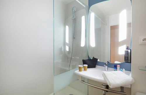 Sallanches Hotel | ibis Sallanches Porte du Mont Blanc