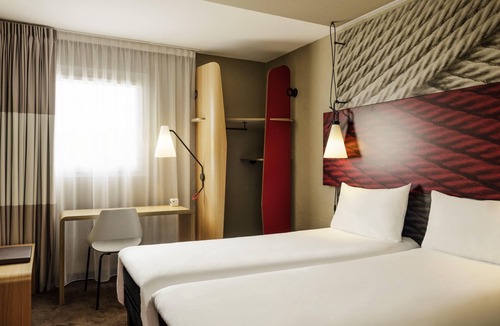Senlis Hotel | ibis Senlis