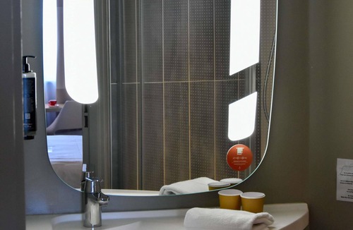 Sens Hotel | ibis Sens Hotel