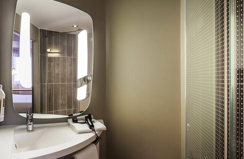 Sens Hotel | ibis Sens Hotel