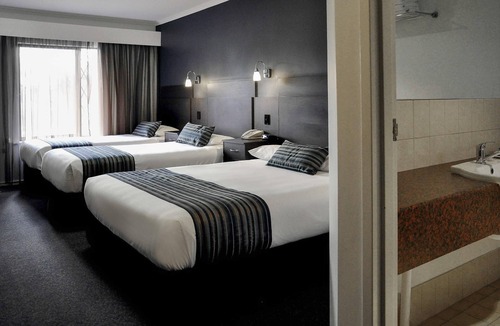 Gepps Cross Hotel | ibis Styles Adelaide Manor