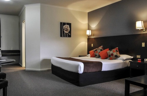Gepps Cross Hotel | ibis Styles Adelaide Manor