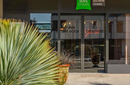 Centre Ville d'Ales Hotel | IBIS STYLES ALES CENTRE