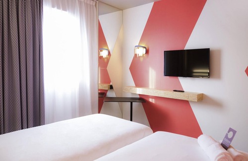 Blotzheim Hotel | ibis Styles Bâle-Mulhouse Aéroport