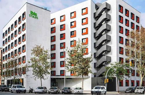 El Parc i la Llacuna del Poblenou Hotel | ibis Styles Barcelona City Bogatell