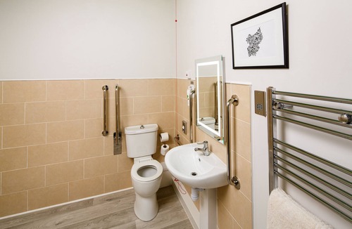 Oldbury Hotel | ibis Styles Birmingham Oldbury