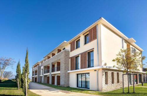 Cabries Hotel | ibis Styles Cabriès Aix-en-Provence TGV