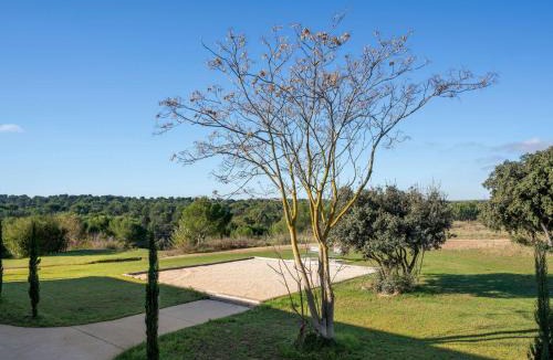 Cabries Hotel | ibis Styles Cabriès Aix-en-Provence TGV