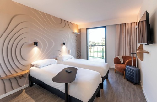 Cabries Hotel | Ibis Styles Cabriès Aix-En-Provence Tgv