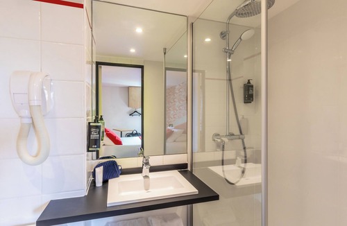 Barjouville Hotel | ibis Styles Chartres Sud Barjouville