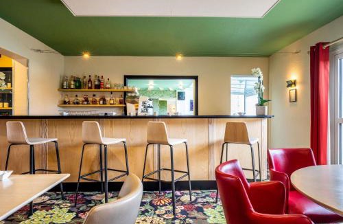 Barjouville Hotel | ibis Styles Chartres Sud Barjouville