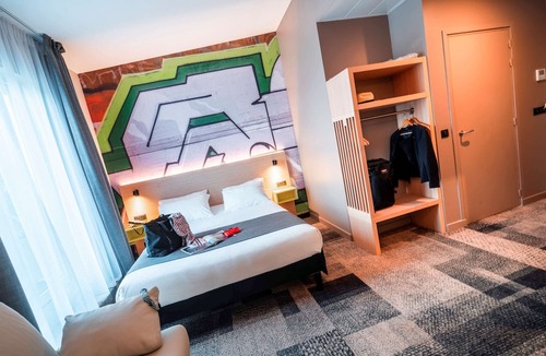 Clamart Hotel | Ibis Styles Clamart Gare Grand Paris