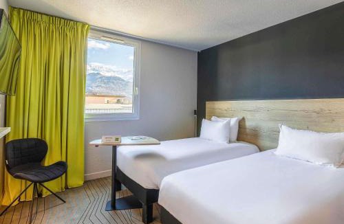 Crolles Hotel | Ibis Styles Crolles Grenoble A41