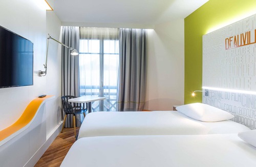 Deauville City Centre Hotel | ibis Styles Deauville Centre