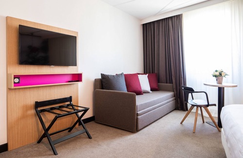 Dinan Hotel | ibis Styles Dinan Centre Ville
