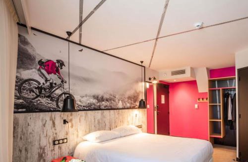 Dinan Hotel | ibis Styles Dinan Centre Ville