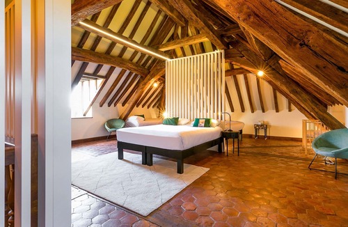 Longvic Hotel | Ibis Styles Domaine de Beauregard