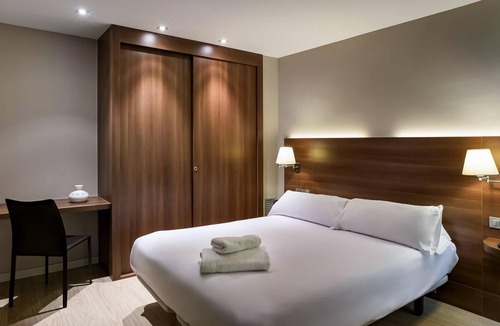 Figueres Hotel | ibis Styles Figueres Ronda