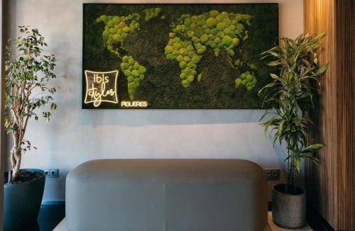 Figueres Hotel | Ibis Styles Figueres Ronda