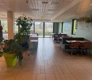 Flers Hotel | ibis Styles Flers