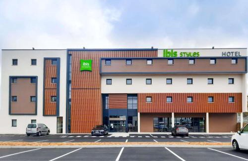 Contres Hotel | ibis Styles Contres-Cheverny