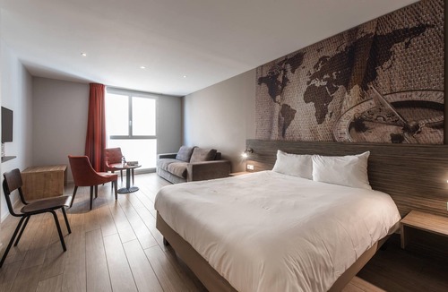 Hyeres City Centre Hotel | Ibis Styles Hyères Rooftop & Spa