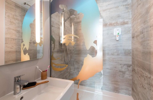 Hyeres City Centre Hotel | Ibis Styles Hyères Rooftop & Spa