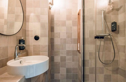 La Rochelle Hotel | ibis Styles La Rochelle Centre Gare