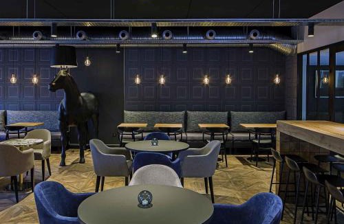 Centre-ville rive gauche Hotel | ibis Styles Laval Centre Gare