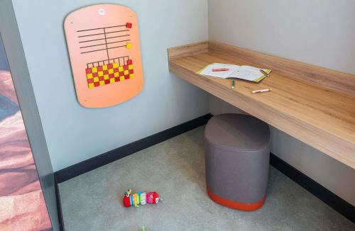 Miroir - Batignolles Hotel | ibis Styles Le Mans Gare Sud