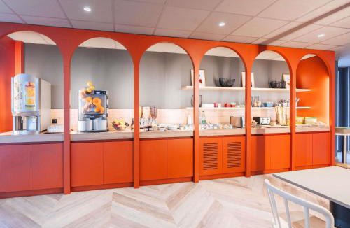 Miroir - Batignolles Hotel | ibis Styles Le Mans Gare Sud