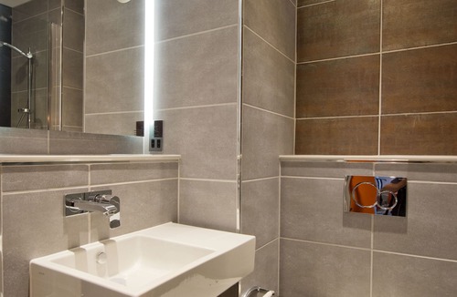 Leeds City Center Hotel | ibis Styles Leeds Centre Arena