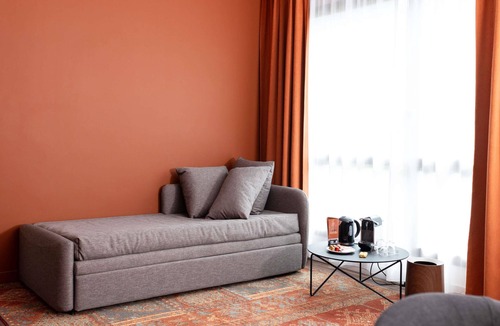 Lesquin Hotel | ibis Styles Lille Aeroport