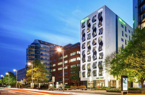 Ealing Hotel | ibis Styles London Ealing
