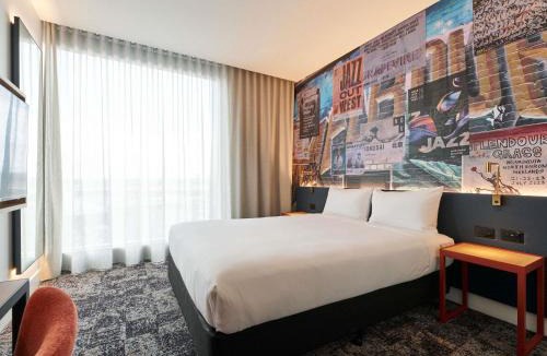 Melbourne Airport Hotel | ibis Styles Melbourne Airport